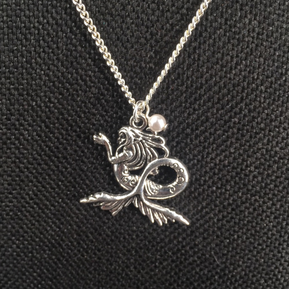 Silver mermaid necklace